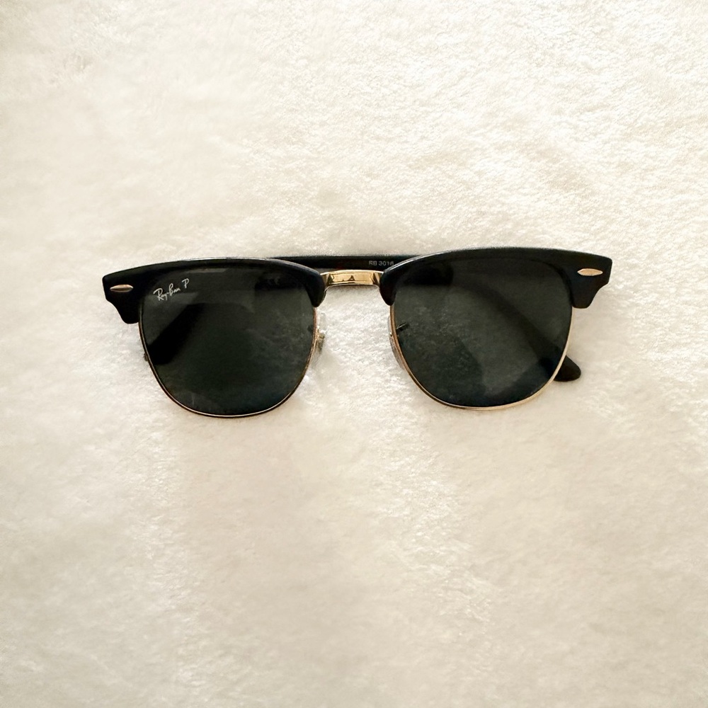Ray-Ban Classic Black and Gold Sunglasses
